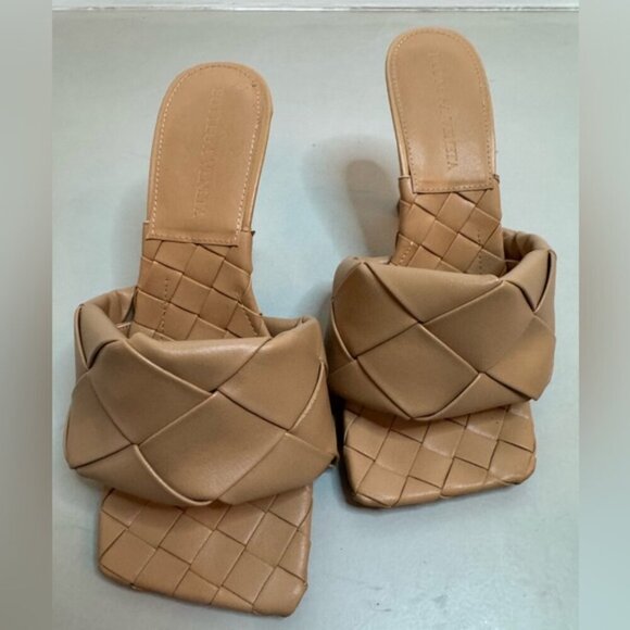 Bottega-Inspired Padded Mules | Light Beige | Size 6 | Chic Minimalist Heel - Picture 2 of 16